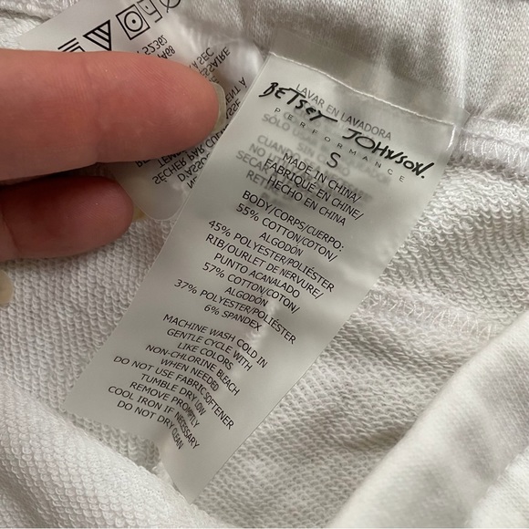 Woman’s White Betsy Johnson Performance Joggers Sweatpants NWT - Picture 9 of 11